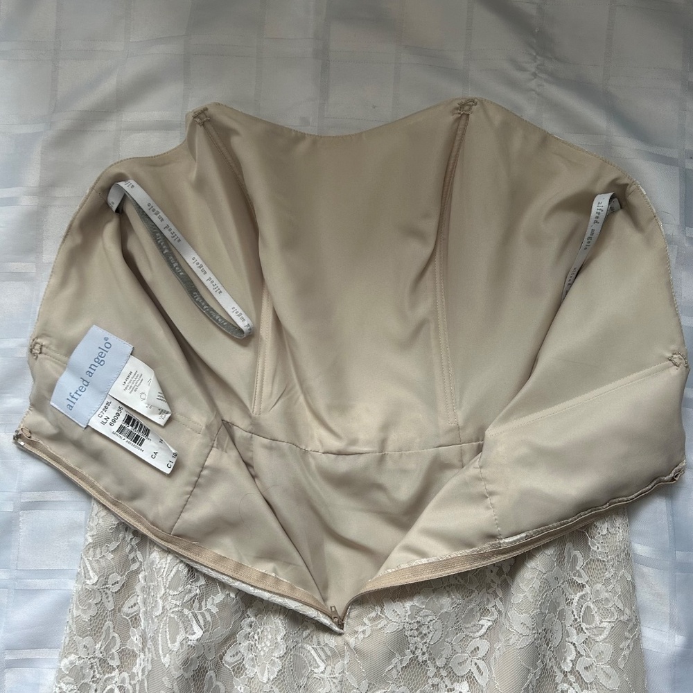 Alfred Angelo Strapless Empire Waist Champagne Underlay White Lace Overlay Dress - Picture 13 of 17